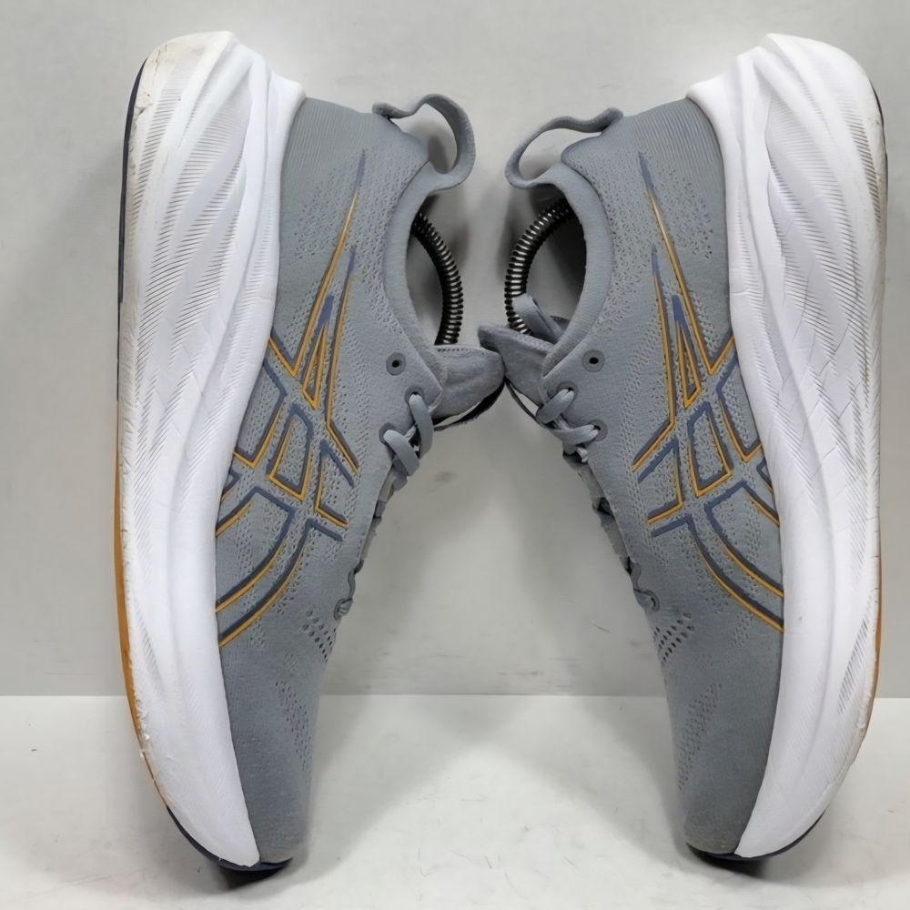 Nimbus 26's Asics Gray Running Shoes Sneakers Men's Size 9. - Picture 5 of 7